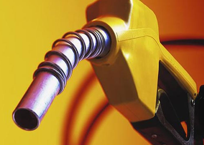 Le prix du gasoil et de l’essence baisse pour la deuxième fois consécutive de 20 F et 30 FCFA