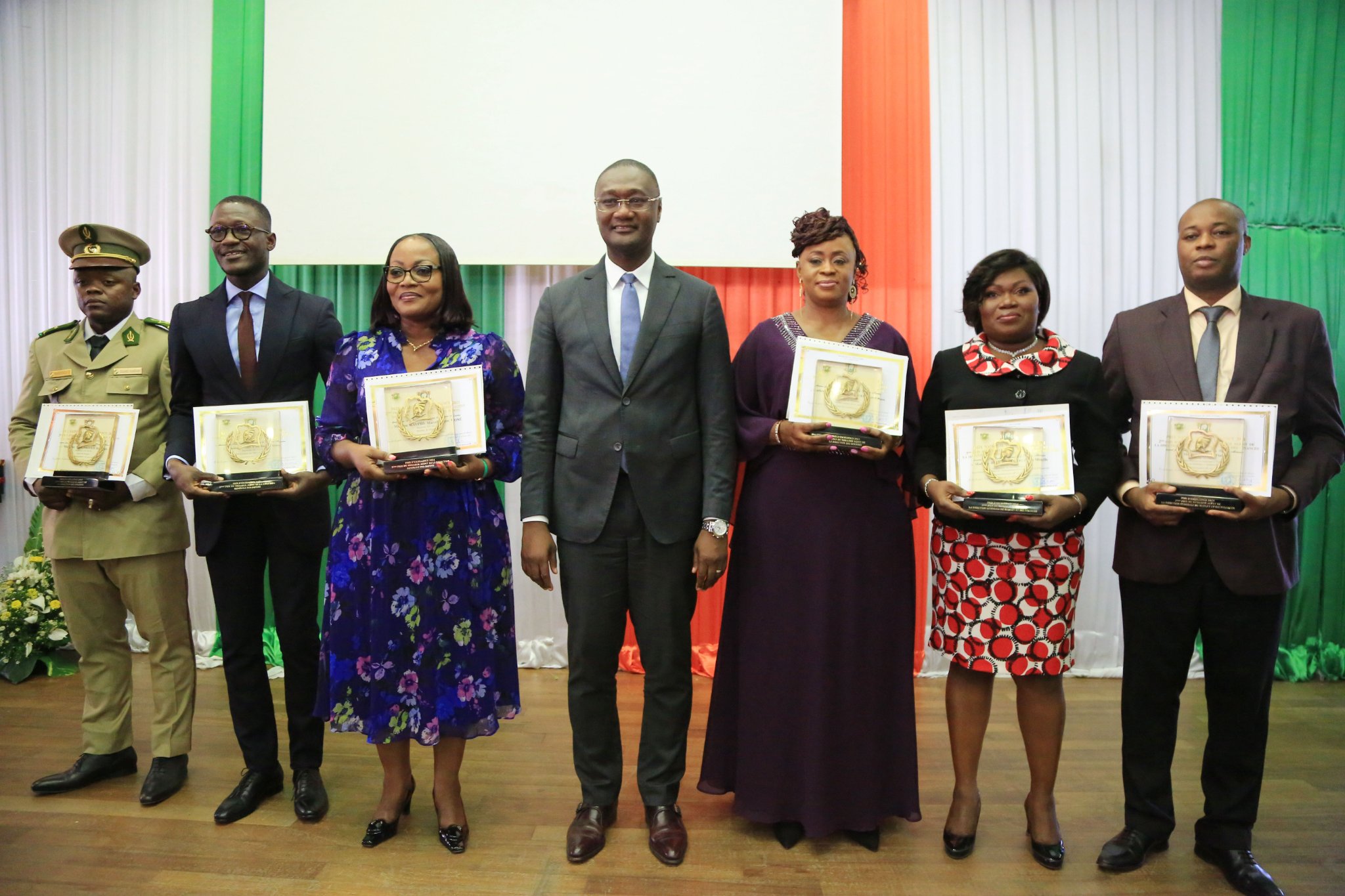 Prix national d’excellence/ Les 2e et 3e prix du ministère du Budget récompensés