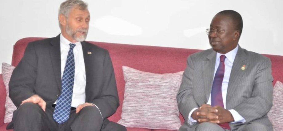 Diplomatie-Paix et  sécurité/Ahoussou Jeannot échange avec l’Ambassadeur des Etats Unis