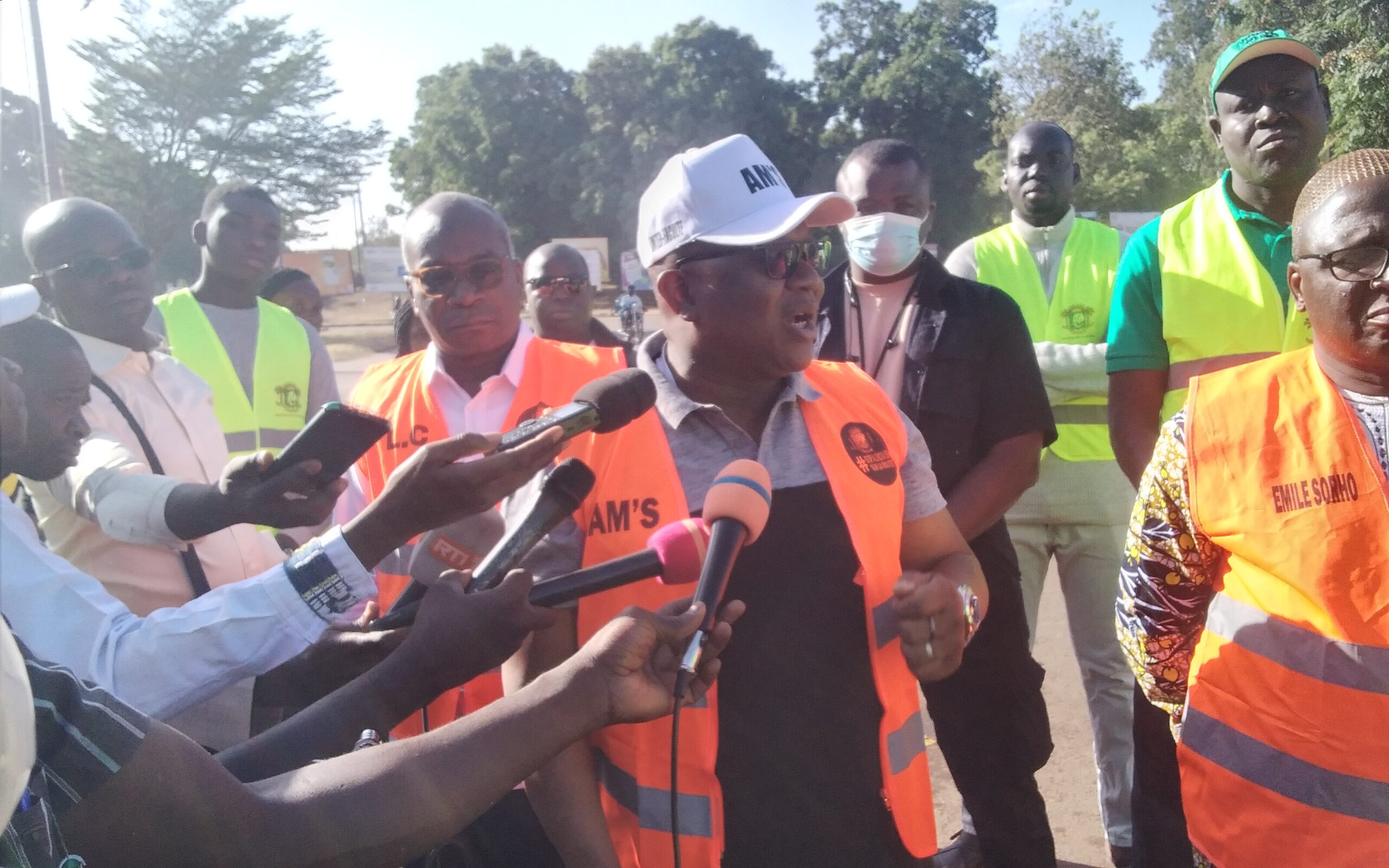 Korhogo- Sensibilisation contre l’incivisme routier/Amadou Coulibaly aux jeunes volontaires : « Soyez courtois et sachez parler aux usagers de la route »