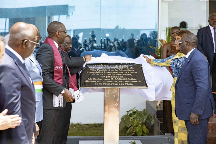 Le Vice-Président de la République a inauguré l’usine de transformation de cacao « GCB Cocoa Côte d’Ivoire », à San Pedro