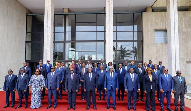 Premier Conseil des ministres du gouvernement Mambé : Ouattara encourage le nouveau gouvernement à consolider les performances enregistrées