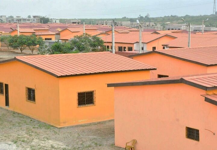 Amélioration du cadre de vie : 40 milliards FCFA pour la construction de plus de 1 100 logements sociaux à Abidjan (PK 24)